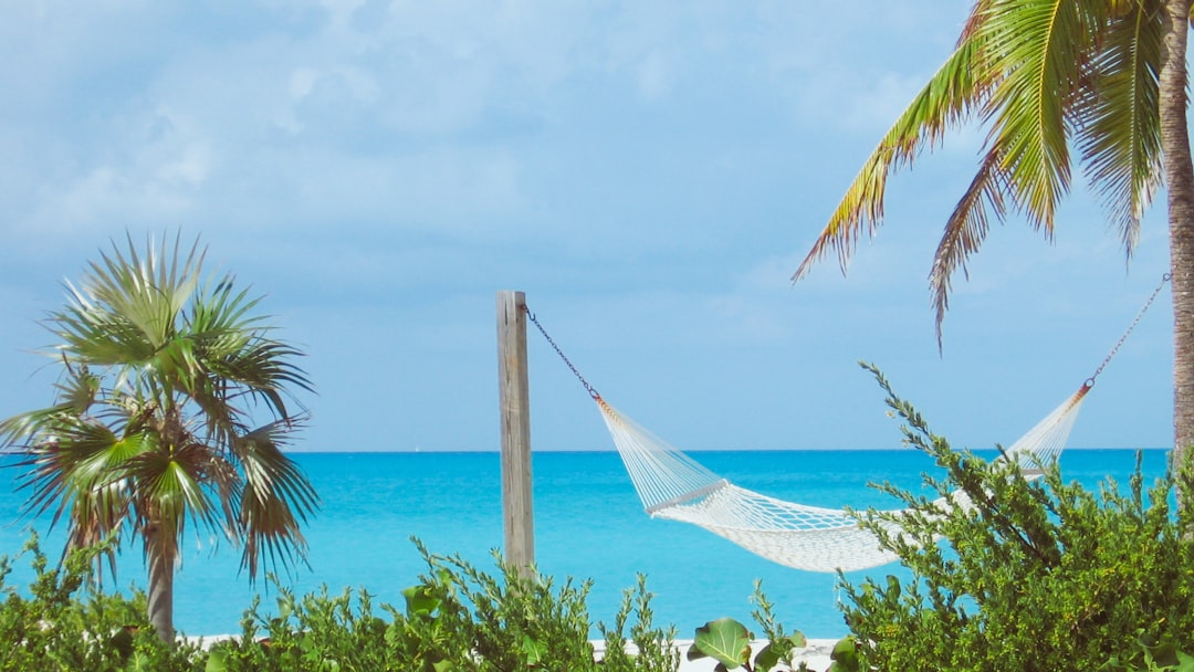 From Beach to Bay: Exploring Grand Bahama’s Diverse Second Home Options